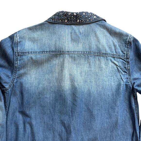 Chicos Rhinestone Collar Denim Chambray Button Up Shirt Long Sleeve Size 1 - Picture 9 of 11